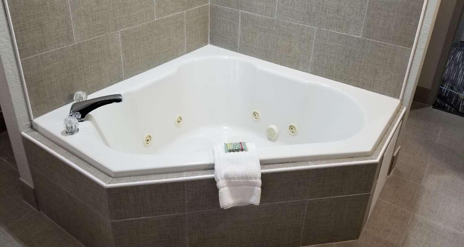 Best Western Shallotte / Ocean Isle Beach Hotel Extérieur photo