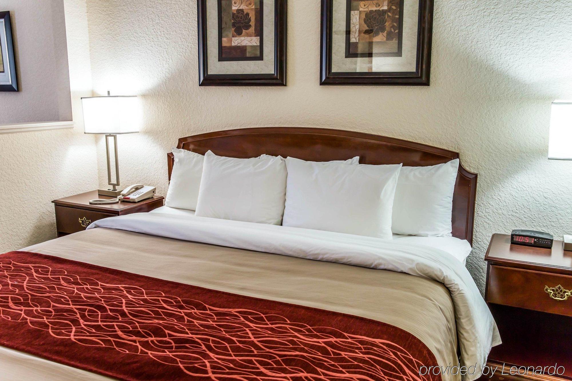 Best Western Shallotte / Ocean Isle Beach Hotel Extérieur photo