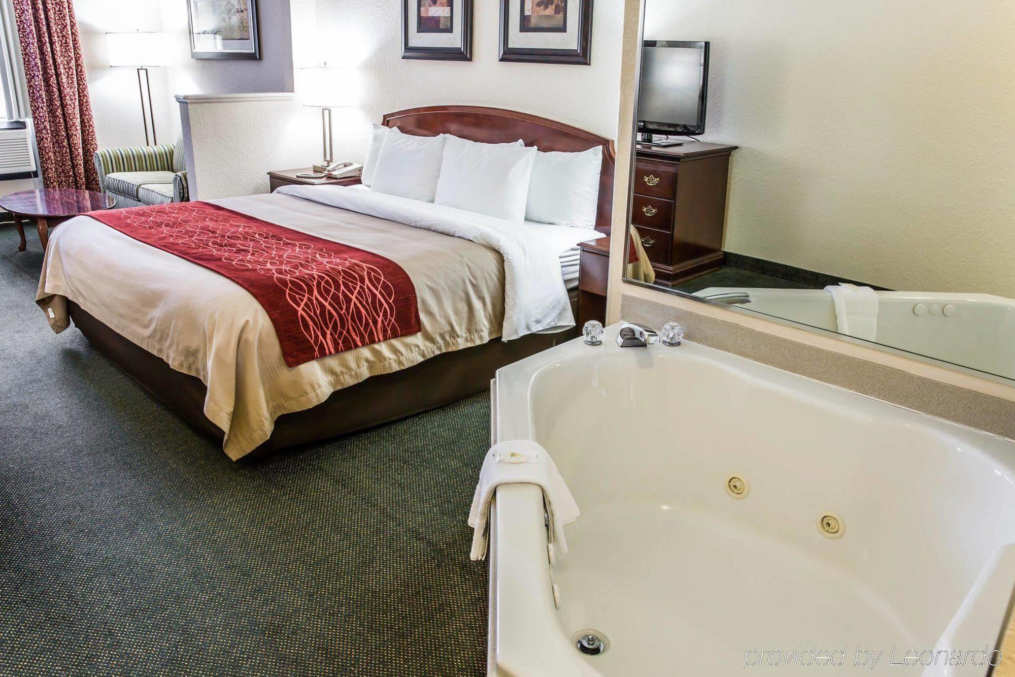 Best Western Shallotte / Ocean Isle Beach Hotel Extérieur photo